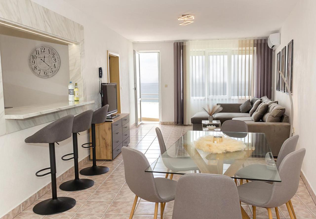 Апартаменты Two Identical Designer 2Bd Flats With Sea View In Balchik By Flat Mаnager Экстерьер фото