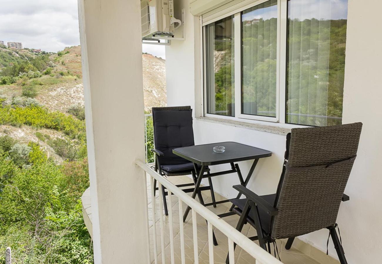 Апартаменты Two Identical Designer 2Bd Flats With Sea View In Balchik By Flat Mаnager Экстерьер фото